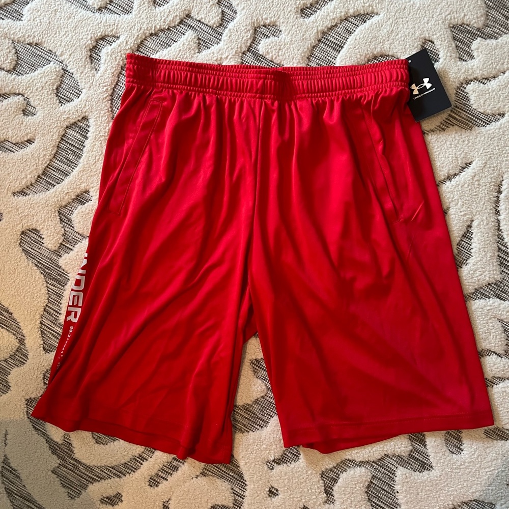 NWT Men’s Under Armor Shorts